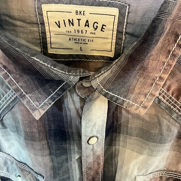 BKE Distressed Men's Long Sleeve Pearl Look Snap Buttons Size Large Athletic Fit - Picture 4 of 10